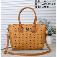 [Ready Stock] Trendy Female Bag MCM Leather Tote Bag High Quality PVC Ladies Crossbody Bag Outdoor Large Capacity Shopping Bag