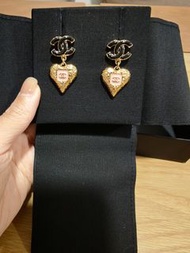 Chanel 心形耳環 23B