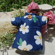 【布製小物】Jade拼布手作-棉布鑰匙包/藍天黃花