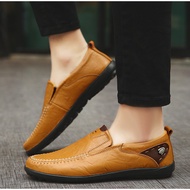 2026 New Men Loafers Fashion Men Casual Leather Shoes Breathable Men Boat Shoes