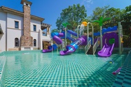 Stay at the Cat Seaview Theme Villa (Vanke Shuangyue Bay Branch)