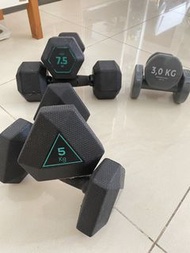(SOLD) 一套啞鈴 3kg, 5kg, 7.5kg