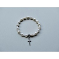 G888 WHITE PEARL CROSS BRACELET BW 8MM CATHOLIC CHRISTIAN