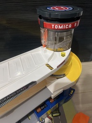 TOMICA 交通城 停車場 玩具
