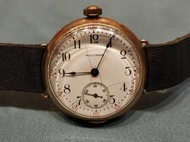 美國WALTHAM包金男古董錶，表徑32.6不含把頭，走時正常，包金完整，懷表轉腕表的產品，機芯質素極高。  自制牛皮