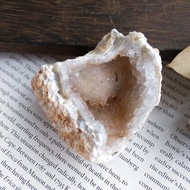 Crystal 馬達加斯加產地 水晶 晶簇窩窩 晶洞 天然礦石 原礦