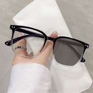 Trendy Big Frame Spectacles Blue Light Blocking Retro Photochromic Design