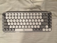 Logitech K380 pop 藍牙鍵盤