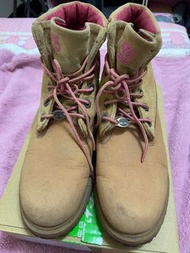 #23初夏時尚 Timberland 女靴（二手）