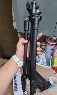 全新相機腳架Samurai（贈品）