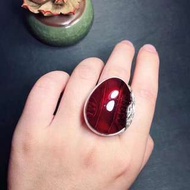 天然完美血珀戒指-歐洲設計款 925銀鍍工藝，油潤細膩，飽滿外形，款式精緻重16.67g 總規格34*28*13mm 活口設計