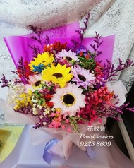 #屯門
#花藝擺設
#保鮮花
#香梘花
#玻璃罩
#花店
#花束
#鮮花
#畢業花束
#生日花束
#送女友
#母親節
#插花
#花藝
#花籃
#仿真花
#假花
#花