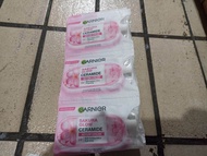 Cream Garnier Sakura pink sachet