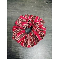 Scrunchies corak Borneo/Ikat rambut corak borneo.