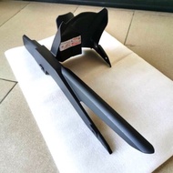 yamaha y15 Y15ZR REAR CENTRE FENDER/ CHAIN COVER/ PENUTUP RANTAI 100% ORIGINAL