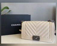 Boy Chanel 25cm 奶白色