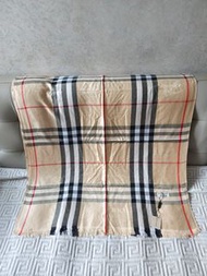（全新） Burberry 典藏米色 50cm x 50cm 格紋羊毛桑蠶絲圍巾