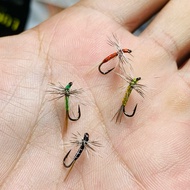 Ditch fishing bug lures, convenient pre-tied ditch fishing bug lures