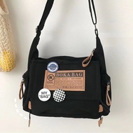 Túi vải đeo chéo đi học phong cách năng động LILA BOK17