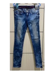 加購價 add-on deal 衣服 GUESS blue denim jeans skinny So Very Sexy 雪花 洗白 牛仔褲 丹寧 長褲 合身剪裁