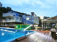 Geojedo Cypress Forest Pension