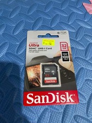 32 GB SD卡