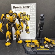 ThreeZero DLx Transformers Bumblebee: Bumblebee Figure