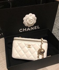 Chanel 22b白色金球長盒子