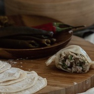 御藏-手工鮮肉水餃(剝皮辣椒豚肉)