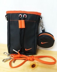 Nike 斜背包