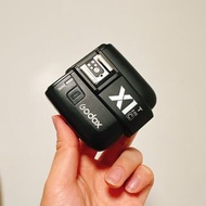 出95%新 Godox X1T C 2.4G 閃光燈引閃器 Trigger for Canon，功能完美。