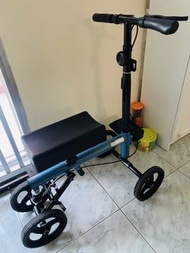 藍色膝蓋代步車