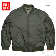 UNIQLO Jacket Bomber Size L Men And Women