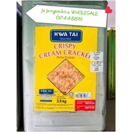 (Biskut Tin)3.5Kg Hwa Tai Biscuit Crispy Cream / Biskut Tawal Besar*0174488911*