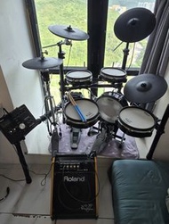 Roland 電子鼓整套+低音鼓+擴音機 (TD-25kv + bass Drum kd120 + PM-10)