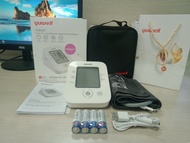 Máy đo huyết áp điện tử bắp tay chính hãng YUWELL 660D