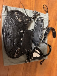 Balenciaga 黑色機車包