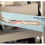Malaysia Airlines MAS Aircraft Airplane Airbus A330 -300 Display model 1/200 Premium collection
