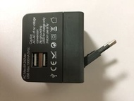旅行萬用充電器
