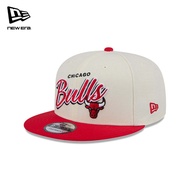 New Era 9FIFTY Chicago Bulls Script NBA Chrome White Snapback Cap