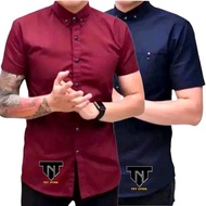 Kemeja Polos Pria Lengan Pendek PAKET 2 PCS Satu Harga Bahan Katun Ukuran Reguler M L XL Standart Fo