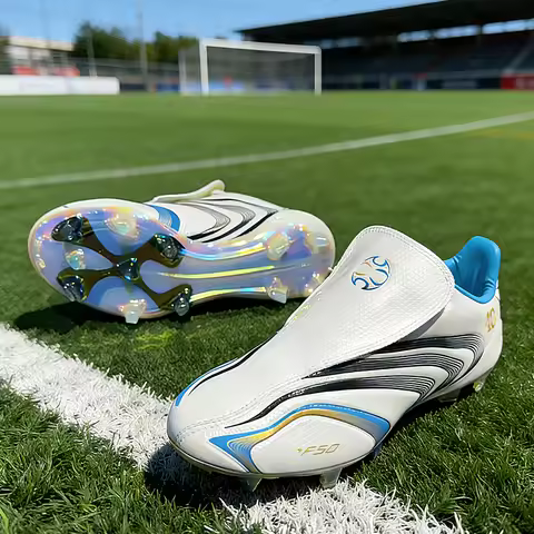 High Quality Mens Soccer Shoes F50 Training Non-Slip Turf Soccer Cleats Boys TF/FG Football Sneakers
