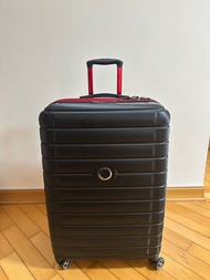 Delsey shadow 5.0 luggage ( 28 inch / 75cm)