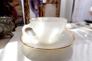FIRE KING 白色金邊半透玻璃杯茶杯咖啡杯 60s懷舊餐具古董品收藏