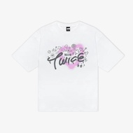 T-SHIRT _ PUTIH - Direka oleh TWICE _ TWICE『INI UNTUK』 –