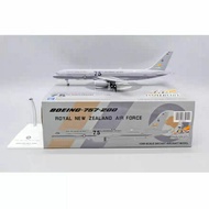 Royal New Zealand Air Force Boeing 757-200 Diecast display model Jc wings limited edition 1/200 MLE 