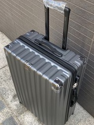 28吋厚板超高質耐磨耐撞行李箱，28吋優質行李箱，全新行李喼，28 inch luggage，travel suitcase，baggage，28吋行李箱，托運行李箱，萬向輪行李箱