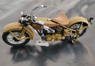 Harley-Davidson WLA 軍用摩托模型 1:24 — 約9cm，無盒 (#27)