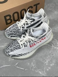 全新現貨adidas originals Yeezy Boost 350 V2 白斑馬“Zebra”經典舒適 低幫休閒鞋 男女同款 黑白