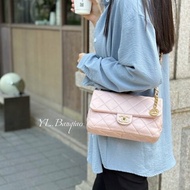 CHANEL 櫻花粉金幣鍊條口蓋肩背包AS4000